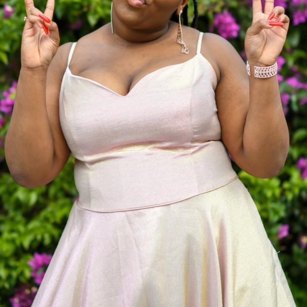 Pink shimmering long dress size 20 - Picture 8 of 8